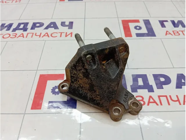 Кронштейн двигателя правый Hyundai Solaris (RB) 21670-2B100