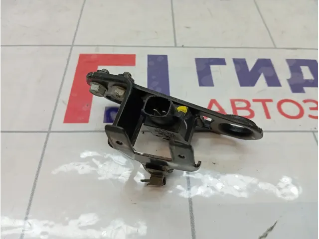 Конденсатор Hyundai Solaris (RB) 27325-2B010