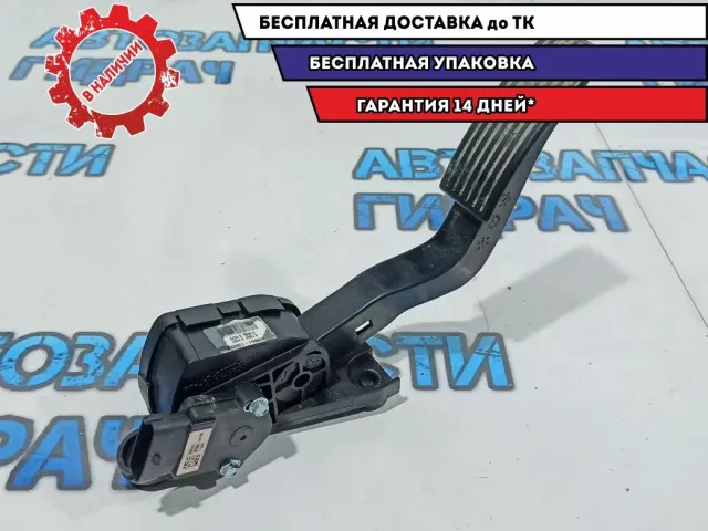 Педаль газа Hyundai Solaris 32700-1J600.