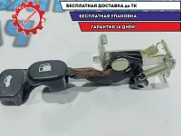 Ручка открывания багажника Hyundai Solaris 81570-22012.