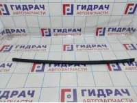 Уплотнитель стекла двери передней правой Hyundai Solaris 822411R0004X