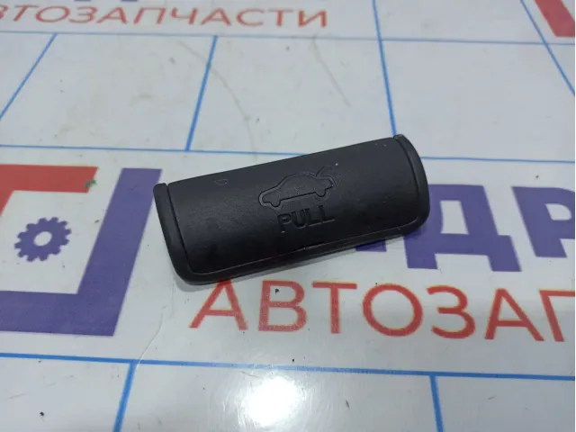 Ручка открывания багажника внутренняя Hyundai Solaris 81254-3S000