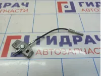 Трос стояночного тормоза центральный Hyundai Solaris