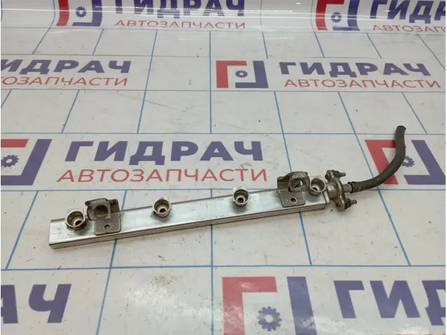 Рейка топливная Hyundai Solaris 35340-2B132