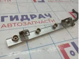 Рейка топливная Hyundai Solaris 35340-2B132