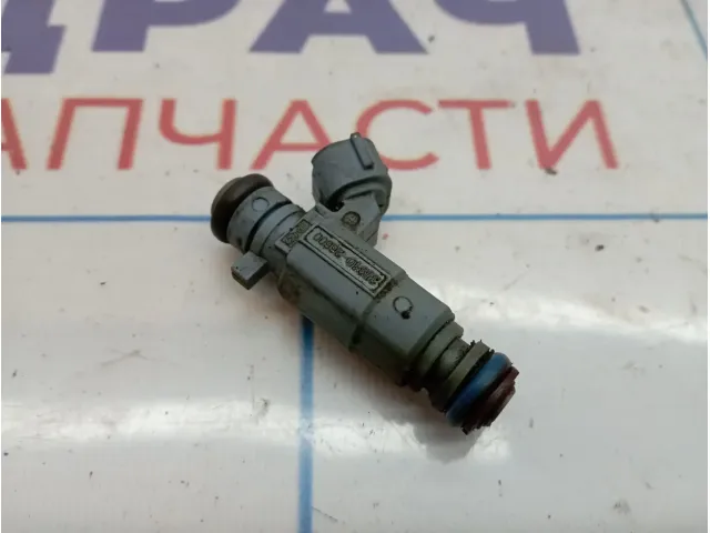 Форсунка инжекторная электрическая Hyundai Solaris 35310-26600