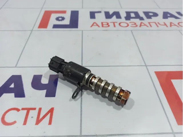 Клапан электромагнитный изменения фаз ГРМ Hyundai Solaris (RB) 24355-2B700