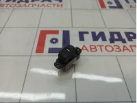Кнопка стеклоподъемника передняя правая Hyundai Solaris (RB) 93580-1R001