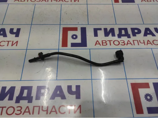 Трубка топливная Hyundai Solaris 31457-1R000