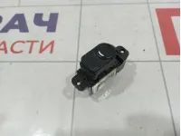 Кнопка стеклоподъемника передняя правая Hyundai Solaris 93580-1R001