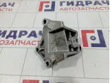 Кронштейн КПП Hyundai Solaris (RB) 43120-26050
