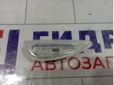 Повторитель на крыло правый Hyundai Solaris 92304-H5000
