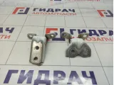 Петли двери передней левой Hyundai Solaris