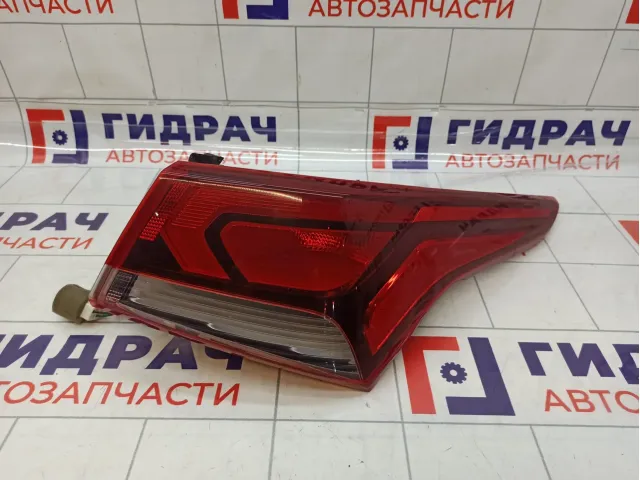 Фонарь задний наружный правый Hyundai Solaris 92402-H5000