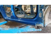 Порог со стойкой правый Hyundai Solaris 2. Вмятина.