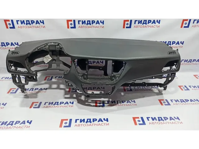 Торпедо Hyundai Solaris 2 84710-H5000-TRY. После перетяжки.