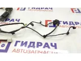 Проводка двери передней правой Hyundai Solaris 2 91610-H5040.