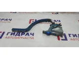 Петля крышки багажника правая Hyundai Solaris 2 79220-H5000. Ремонтировалась.