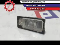 Фонарь подсветки номера правый Hyundai Solaris 2 92502-1M400. Дефект.