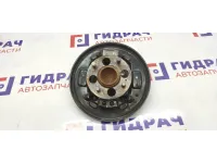 Щит опорный задний правый Hyundai Solaris 2 58400-H5200. Со ступицей 52750-F9100.