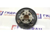 Щит опорный задний левый Hyundai Solaris 2 58300-H5200. Со ступицей 52750-F9100.