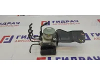 Блок ABS (насос) Hyundai Solaris 2 58920-H5220. С кронштейном.
