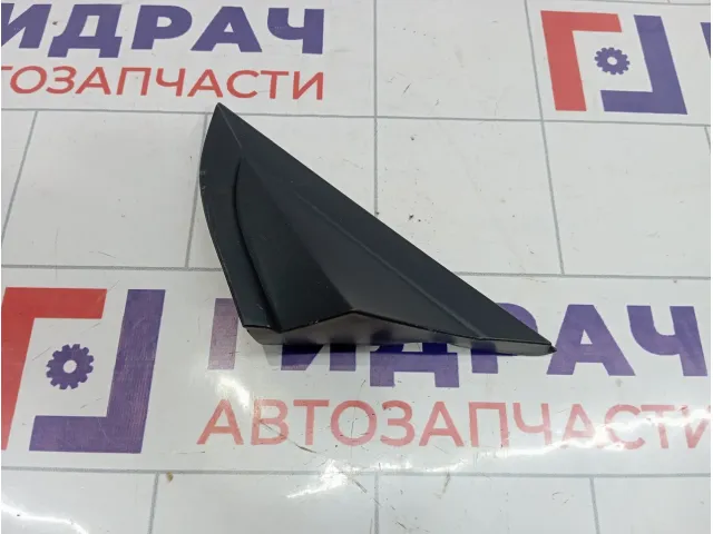 Накладка зеркала левого Hyundai Solaris 86180-H5000