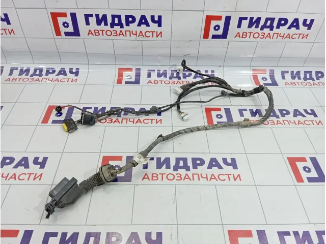 Проводка двери передней левой Hyundai Solaris 91600-H5040
