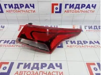 Фонарь задний наружный правый Hyundai Solaris 92402-H5000