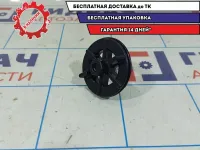 Болт крепления запасного колеса Hyundai Solaris 2 .