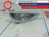 Повторитель на крыло правый Hyundai Solaris 2 92304H5000.