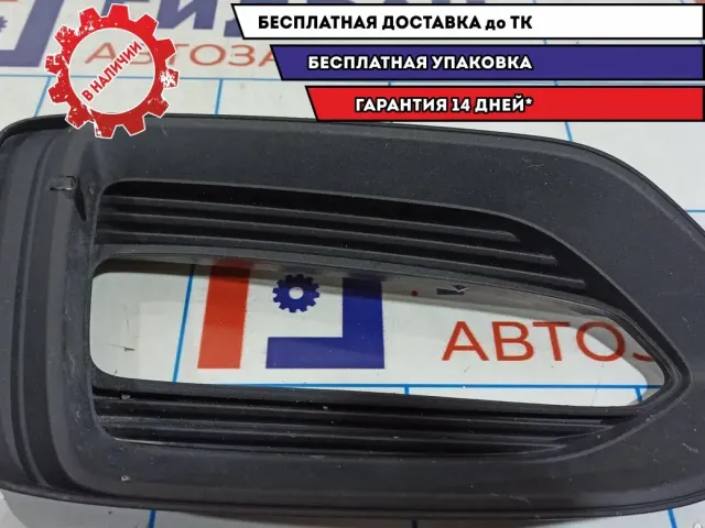 Рамка противотуманной фары левой Hyundai Solaris 2 86521-H5000.