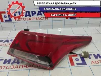 Фонарь задний наружный правый Hyundai Solaris 2 92402-H5000. Дефект.