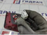 Фонарь задний внутренний правый Hyundai Solaris 2 92404-H5000.