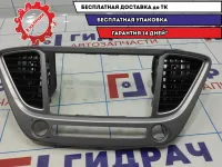 Накладка декоративная Hyundai Solaris 2 84740-H5100-XDR. С дефлекторами.
