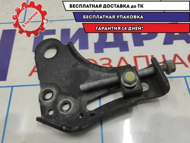 Планка натяжения ремня генератора Hyundai Solaris 2 37460-2B006.