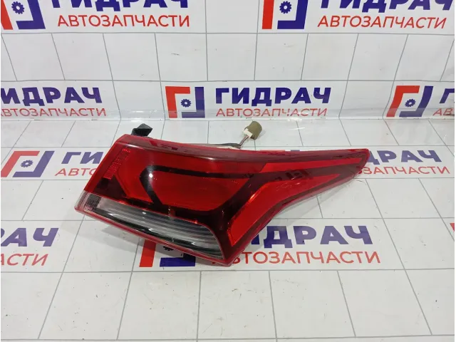 Фонарь задний наружный правый Hyundai Solaris 92402-H5000