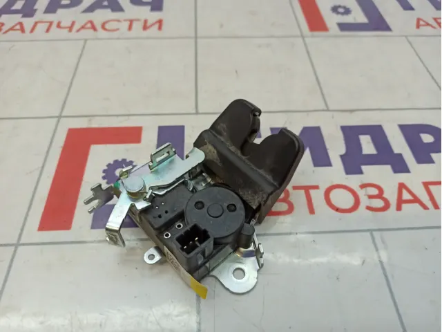 Замок багажника Hyundai Solaris 81230-H0010