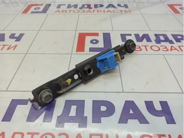 Механизм регулировки ремня безопасности Hyundai Solaris 88890-F2000