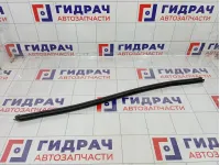 Уплотнитель стекла переднего правого Hyundai Solaris 82241H5000