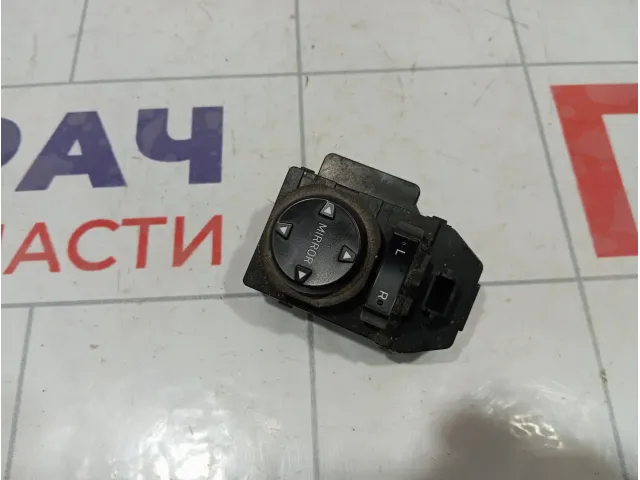 Переключатель регулировки зеркал Hyundai Solaris 93530H50004X