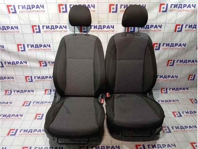 Комплект сидений Hyundai Solaris
