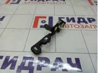 Ручка открывания лючка бензобака Hyundai Solaris 815703X000