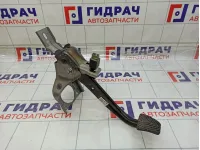 Педаль тормоза Hyundai Solaris 32800H8100