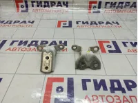 Петли двери передней левой Hyundai Solaris