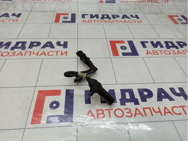 Датчик положения коленвала Hyundai Solaris 391802B100