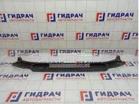 Решетка в бампер центральная Hyundai Solaris 86561H5500