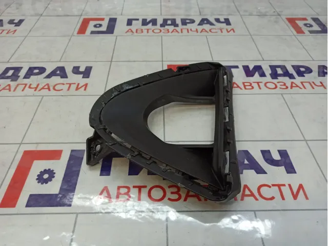 Рамка противотуманной фары правый Hyundai Solaris 86522H5500