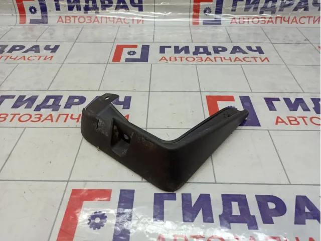 Брызговик передний правый Hyundai Solaris 86832H5000