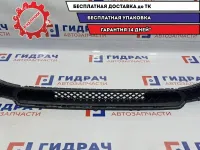 Решетка в бампер центральная Hyundai Solaris 2 86561-H5500. Рестайлинг.